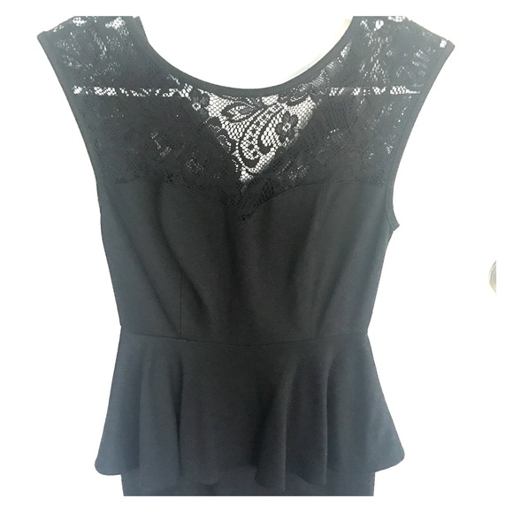 Peplum little black dress - Picture 2 of 5